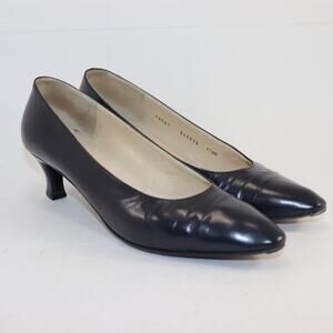 Vintage Bruno Magli Navy Leather Pumps – Size 9.5AA, Made in Italy